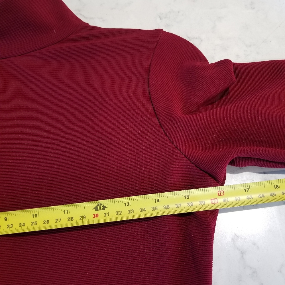 💃 DEEP RED DRESS - Picture 4 of 11